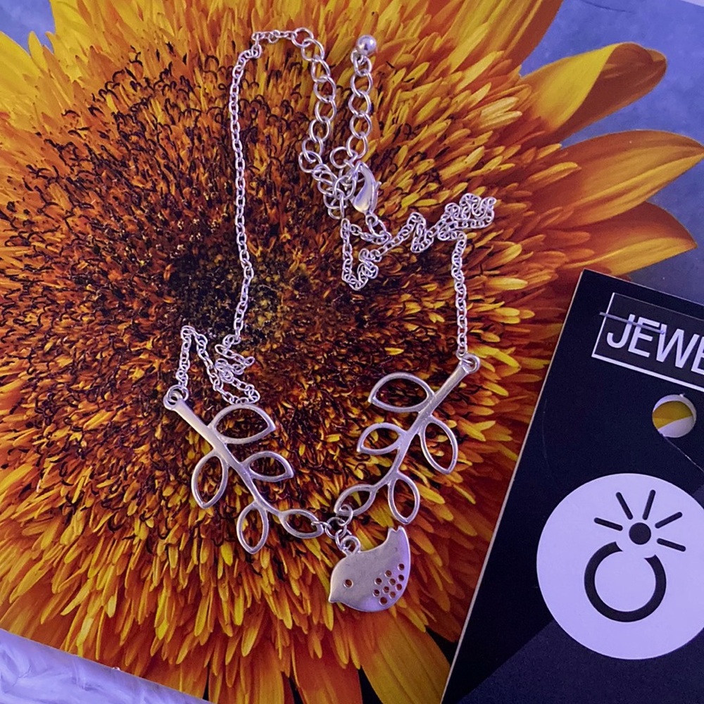 🔥HP🔥Silver necklace with single bird between two branches